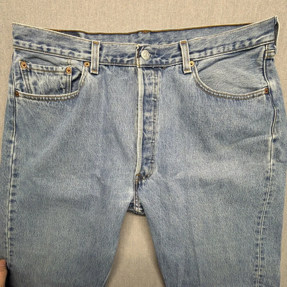 VTG Levis‎ 501 Jeans Made In USA Button Fly Mens 38x34 (Fits 36x32)